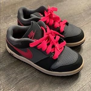 Nike toddler shoes